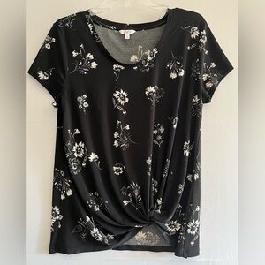 Candie’s Black Floral Twist Front Casual Tee